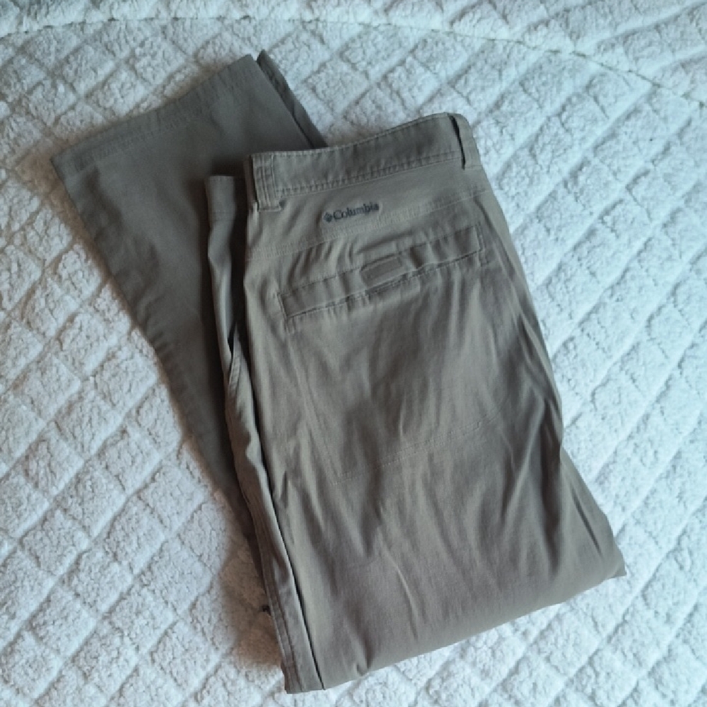 Columbia Hiking Pants